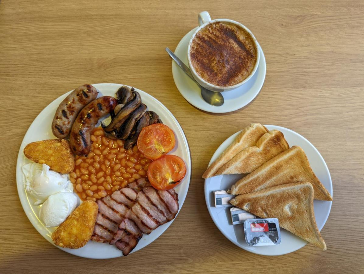 Broadview Hotel Norwich Bagian luar foto