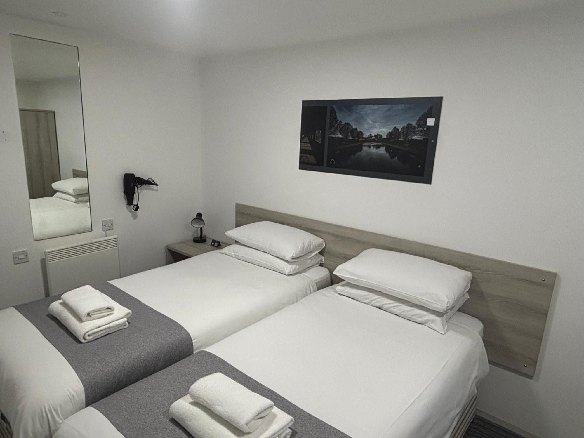 Broadview Hotel Norwich Bagian luar foto