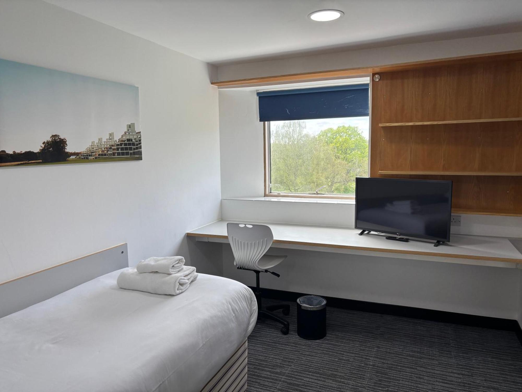 Broadview Hotel Norwich Bagian luar foto